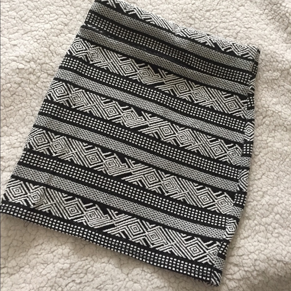 aztec print bodycon skirt
